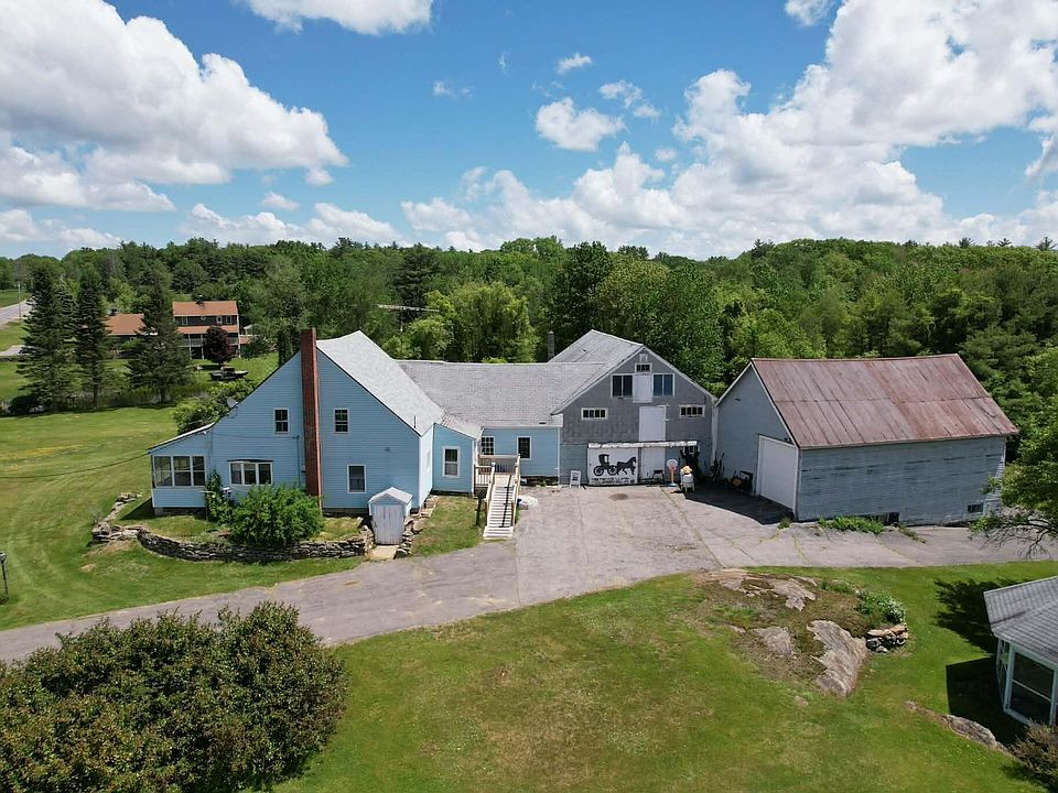 1st image of 380 Oak Street