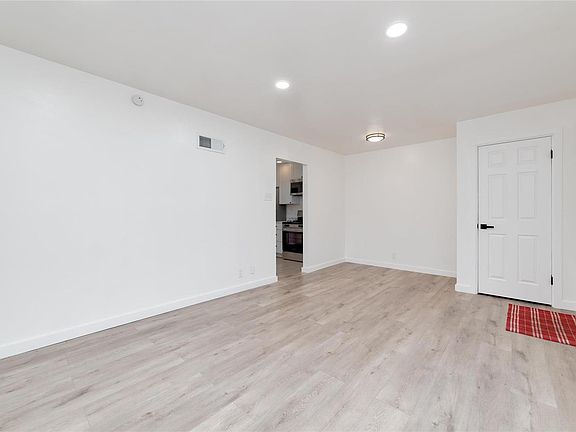 4th image of 1620 Jett Dr