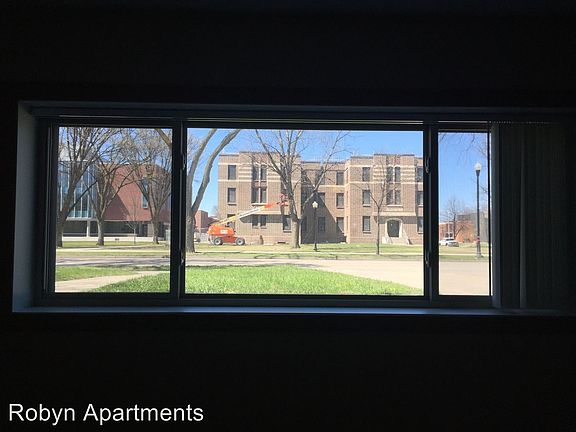 3rd image of 1311 University Dr N APT 3