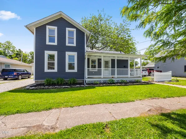 518 E 3rd St, Pt Clinton, OH 43452