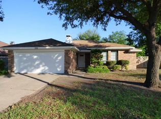 120 Mesa Wood Dr, Glenn Heights, TX 75154