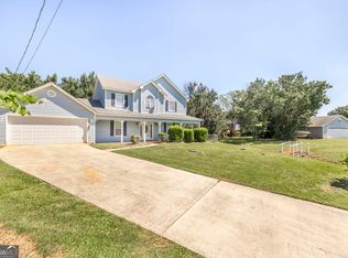 104 Driftwood Ct, Bonaire, GA 31005