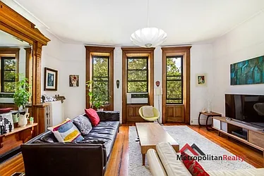 Rented by Metropolitan Realty