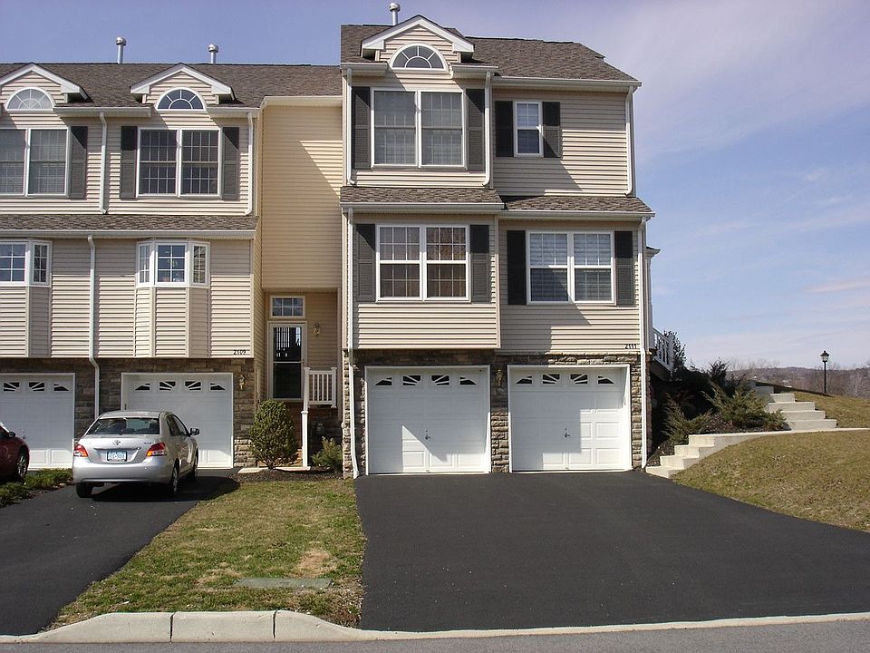 Tri-Level Townhouse