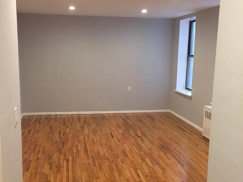 1st image of 932 Bronx Park S APT 1C