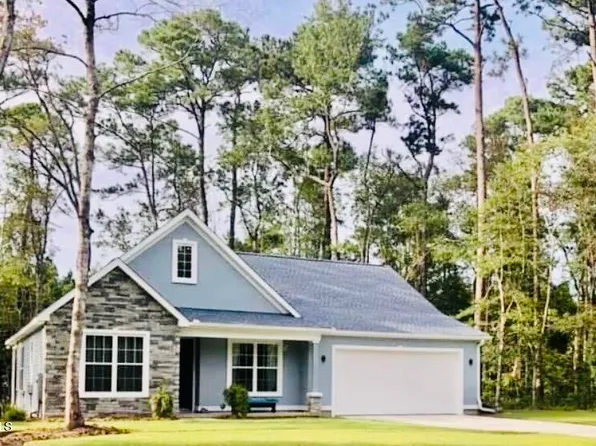 87 Northeast Drive NW, Calabash, NC 28467