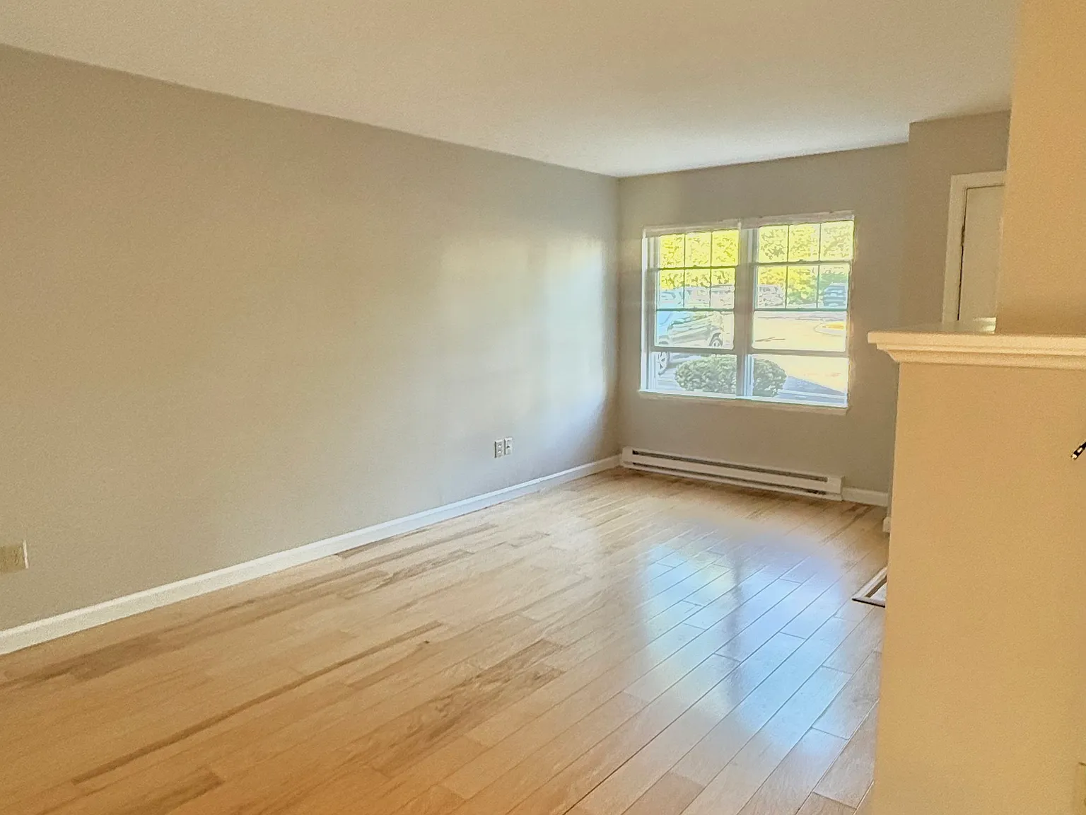 2 bed, 1.5 bath, 938 sqft, $2,175 — Photo 3