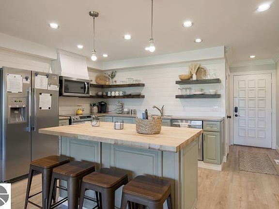 4th image of 5821 Shanty Creek Rd #464