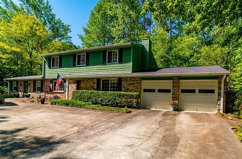 2034 N Landing Way photo 1