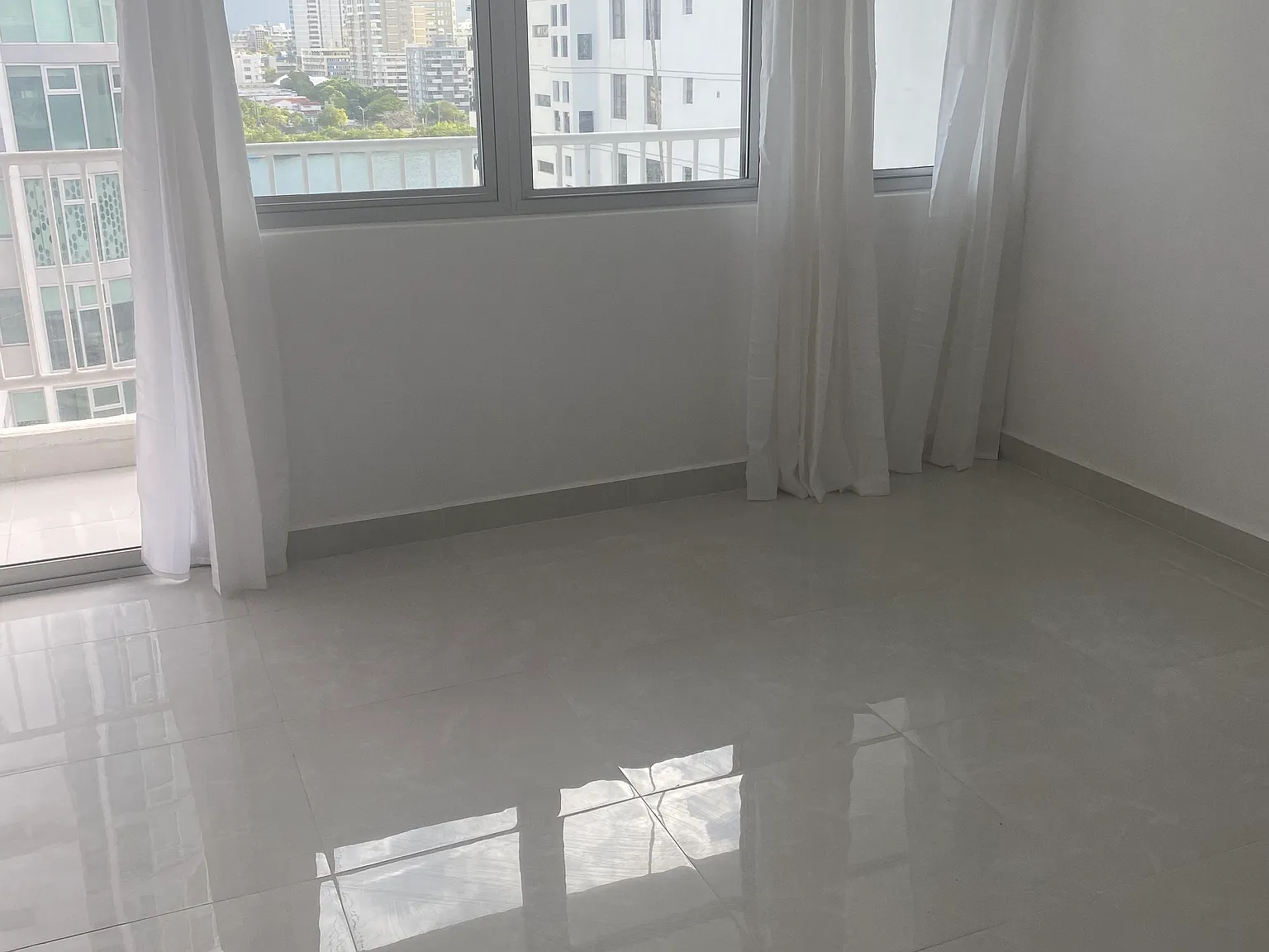 1 bed, 600 sqft, $1,500 — Photo 2