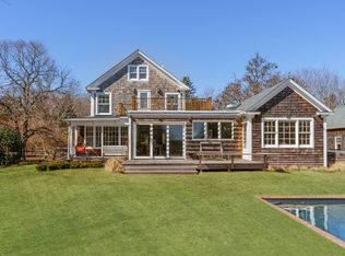 820 Fireplace Rd, East Hampton, NY 11937