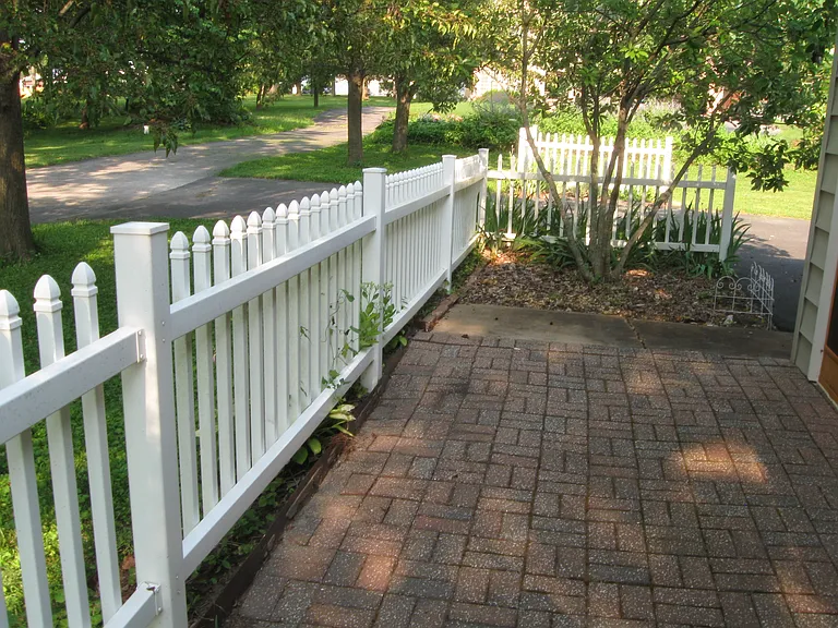 ITTY BITTY SIDE BRICK PATHWAY by GARDEN