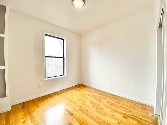 Rented by Bohemia Realty Group | media 13