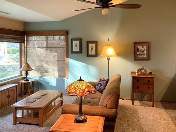 2nd image of 1626 Paiute Cir