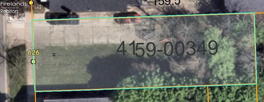 2nd image of 626 Pearl St