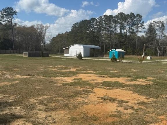 5th image of 2212 State Park Rd