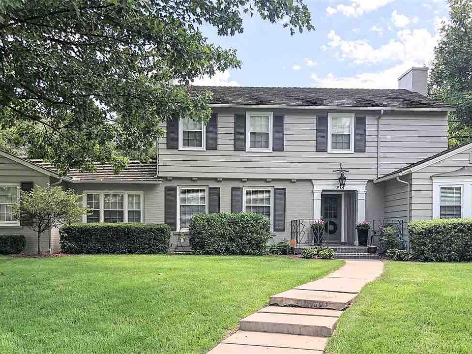 1st image of 215 Hyde Park Dr