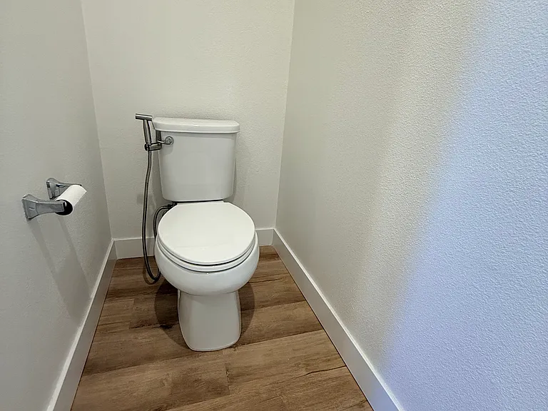 Master Bedroom attached restroom