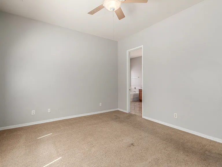 2789 N Heritage St — Photo 17