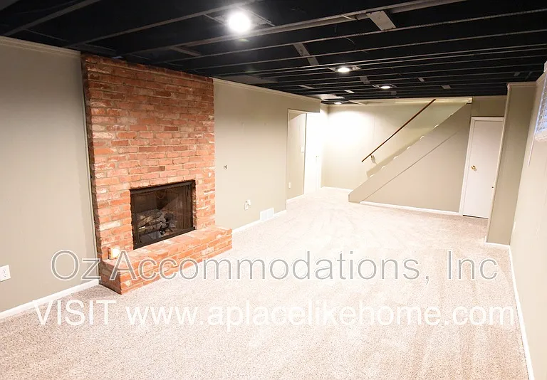 8870 Westbrooke Dr — Photo 23
