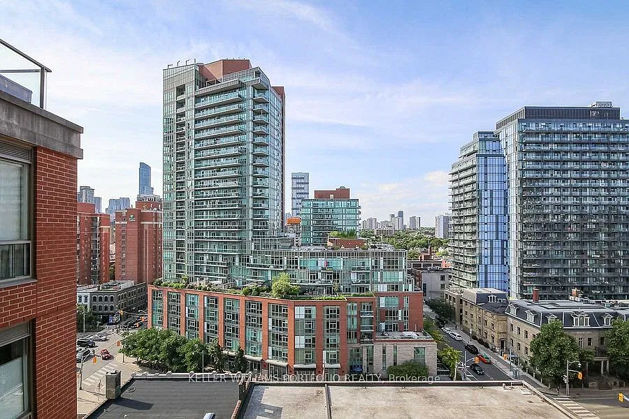 168 King St E #1211