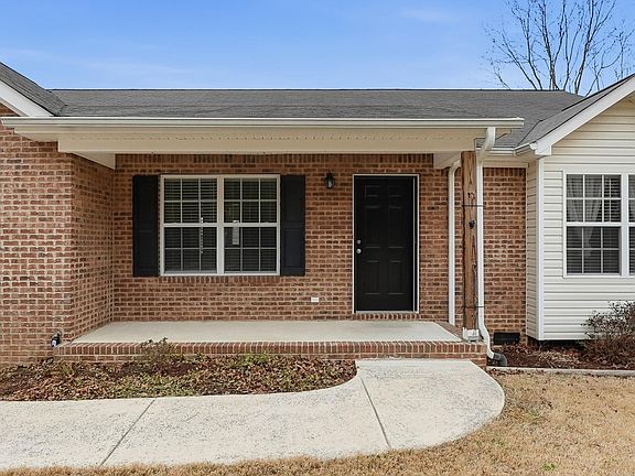 3rd image of 909 Indian Springs Rd