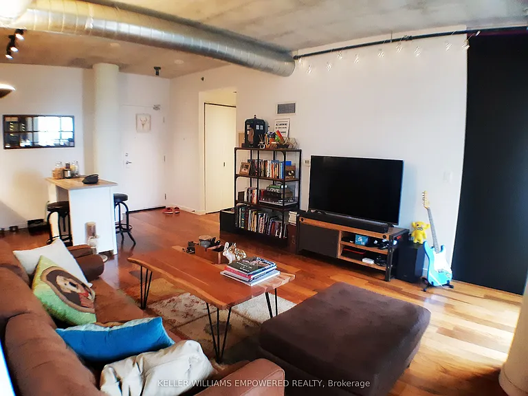 51 Trolley Cres #1105 — Photo 7