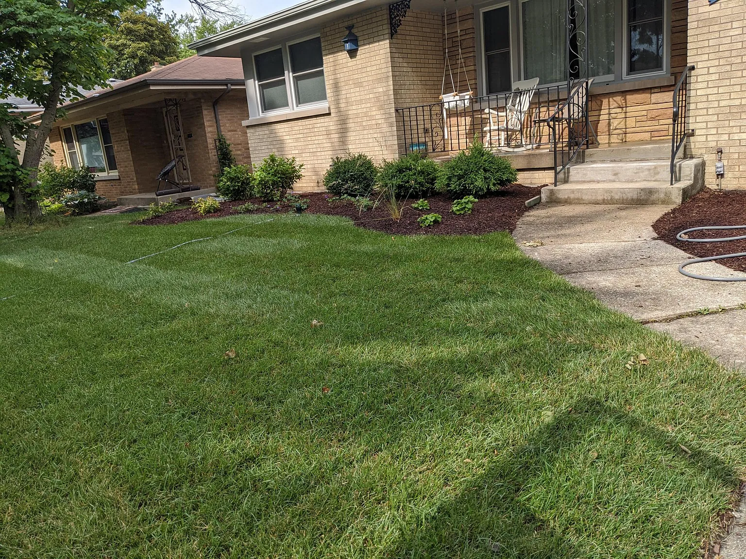 4 bed, 2.5 bath, 2300 sqft, $3,800 — Photo 1