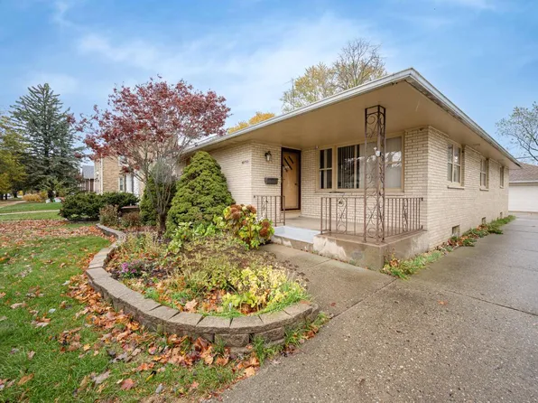 7745 5th AVENUE, Kenosha, WI 53143