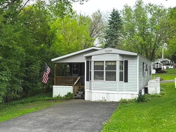 466 Aspen Way, Edgerton, WI 53534
