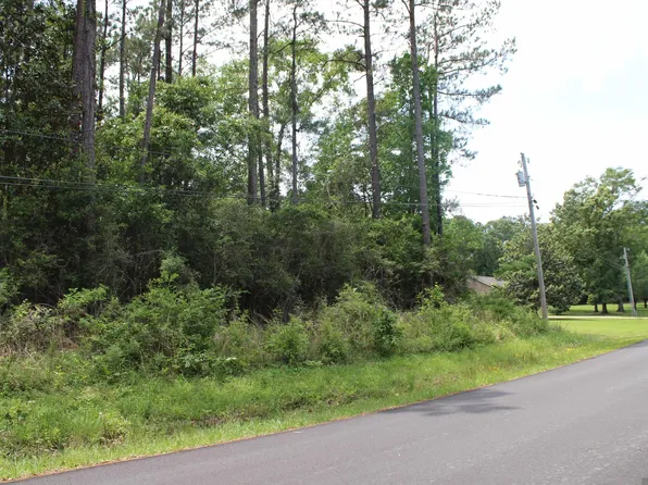 Pinewood Rd, Bogalusa, LA 70427