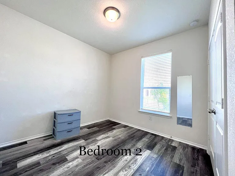 7900 Crystalbrook W — Photo 6