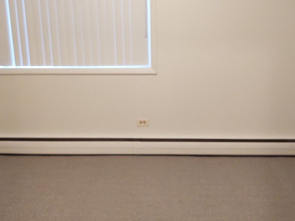 1st image of 10141 Chestnut Ave #10