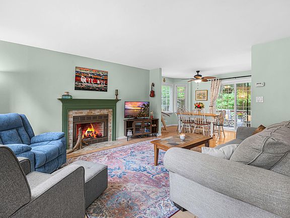 5th image of 204 Forest Landing Dr