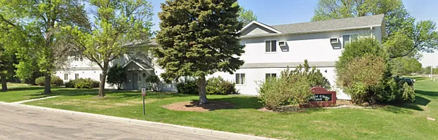 Fairway Court — Photo 1