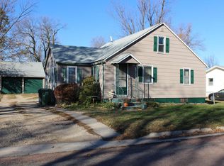 613 Pershing Blvd, Worthington, MN 56187