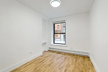 Rented by Akelius Real Estate Management