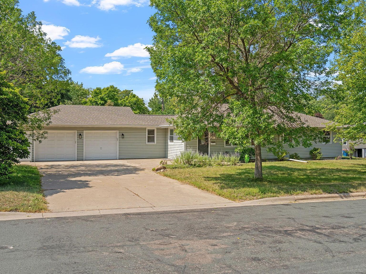 10716 Morris Ave S, Bloomington, MN 55437 Zillow