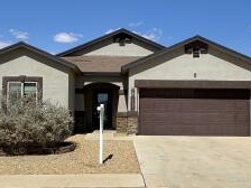 1st image of 13921 Lago Vista Ave