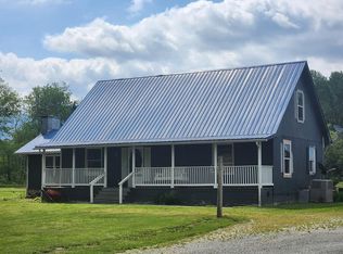 27 Russell Farm Rd, Andrews, NC 28901