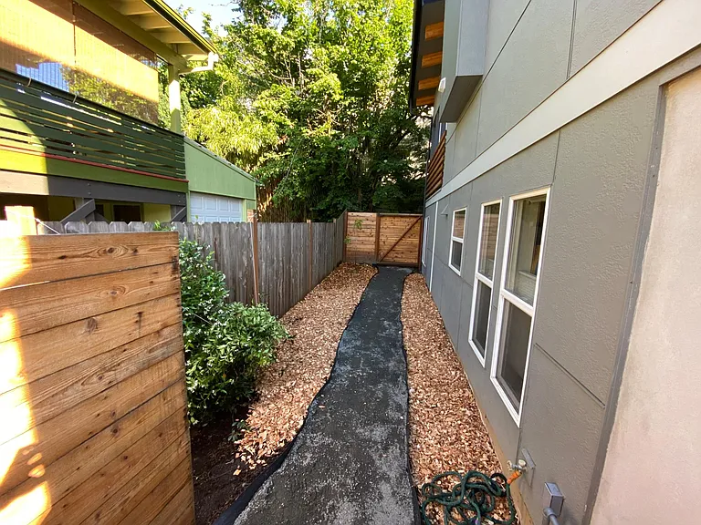 6824 N Catlin Ave #A — Photo 42