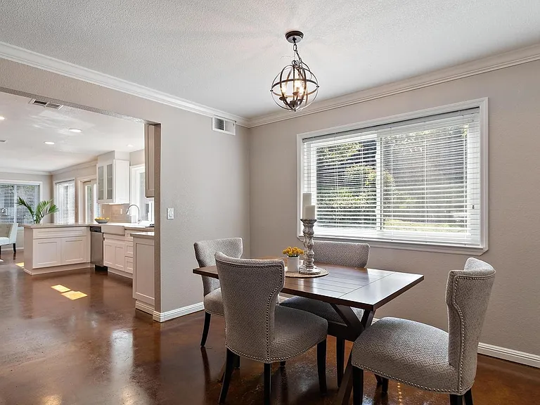 850 Rose Dr — Photo 7