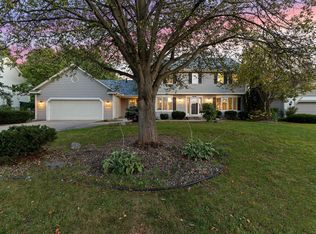 3563 Rae Ln, Woodbury, MN 55125