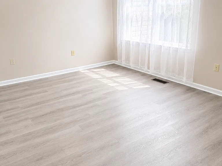 112 Galway Cir — Photo 21