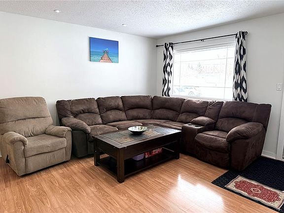 5th image of 1413 Nicholson ROAD