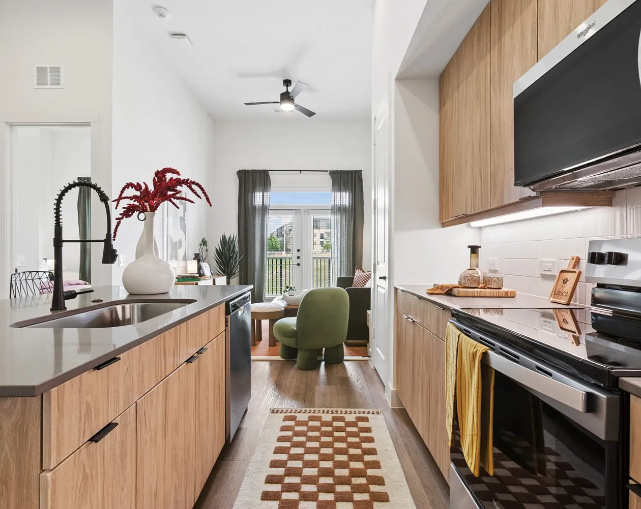 Brand New East Side Live/Work Space, Offering 12 Weeks Free! Open Concept, Incredible Walkability! — Photo 1