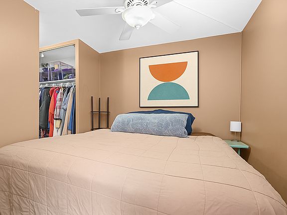 5th image of 1540 N Lasalle St #203L