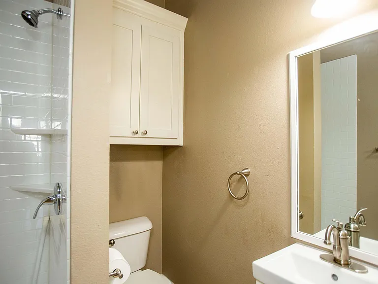 224 Rice St — Photo 21