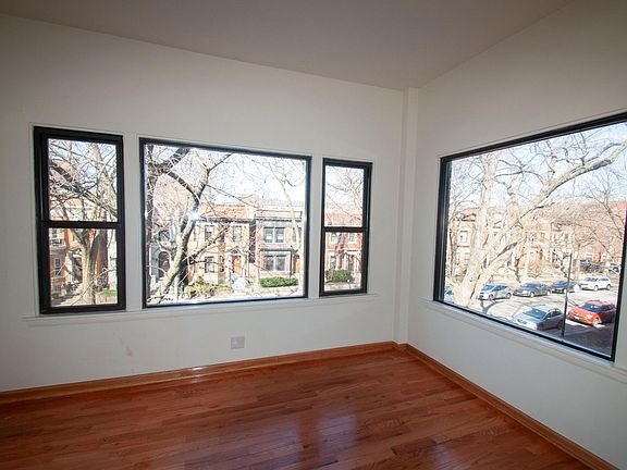 3rd image of 5219 S Greenwood Ave APT 2