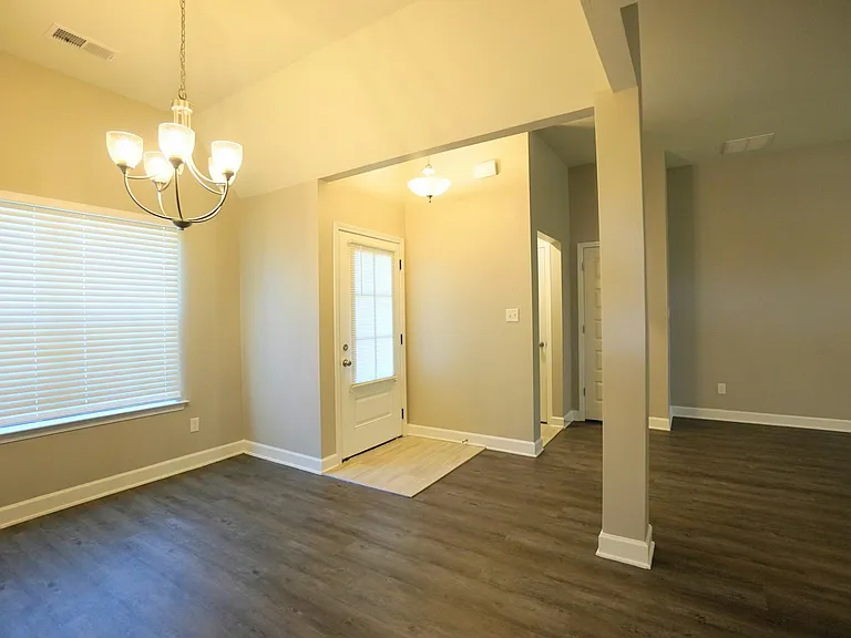 1337 Benjamin Harrison Dr — Photo 6